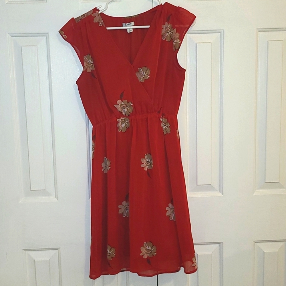 Old Navy Ladies Red Knee Length Dress, Cap Sleeves, Lined, Summer dress